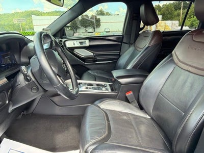 2022 Ford Explorer Platinum
