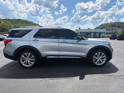 2022 Ford Explorer Platinum