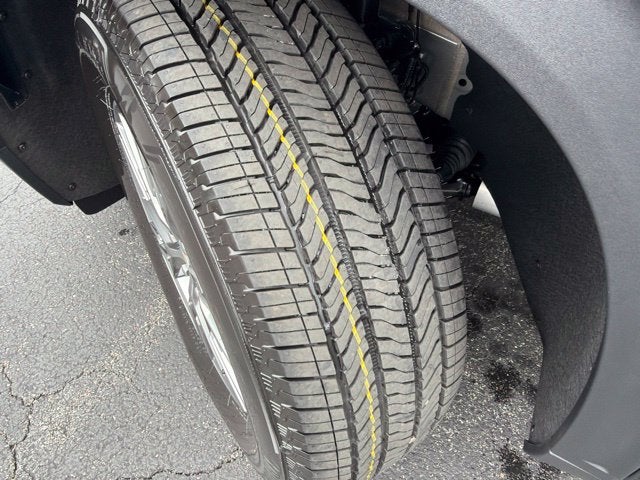 2027 Chevrolet Traverse LT 2LT