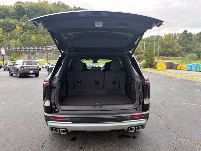 2027 Chevrolet Traverse LT 2LT