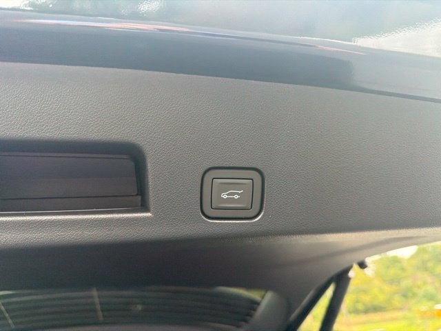 2027 Chevrolet Traverse LT 2LT