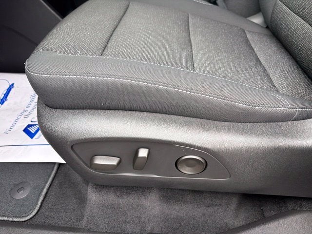 2027 Chevrolet Traverse LT 2LT