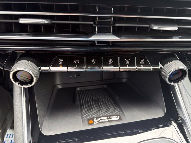 2027 Chevrolet Traverse LT 2LT