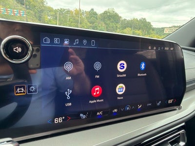 2027 Chevrolet Traverse LT 2LT