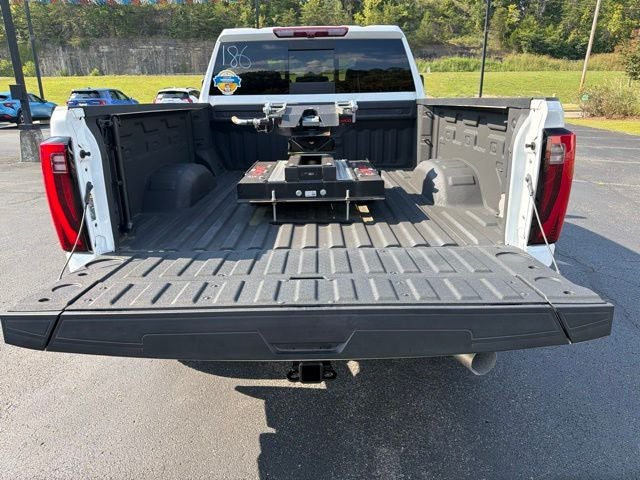 2024 GMC Sierra 2500HD SLT