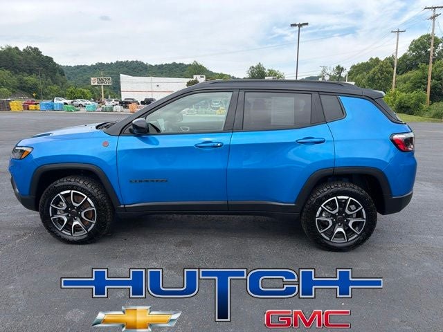 2025 Jeep Compass Trailhawk