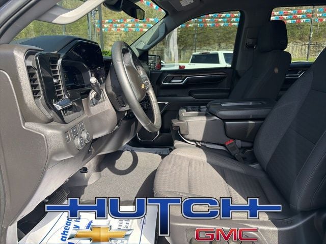 2024 Chevrolet Silverado 1500 LT LT1