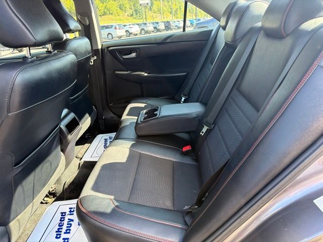 2017 Toyota Camry SE