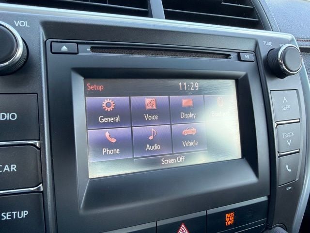 2017 Toyota Camry SE