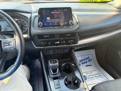 2026 Nissan Rogue SV
