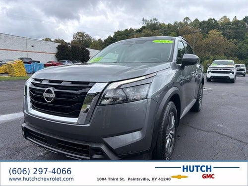 2025 Nissan Pathfinder SV