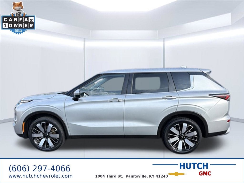 2025 Mitsubishi Outlander SE